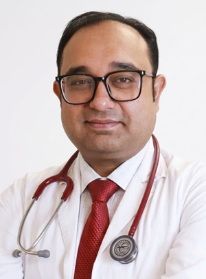 Dr. Mukut Roy, সার্জারি